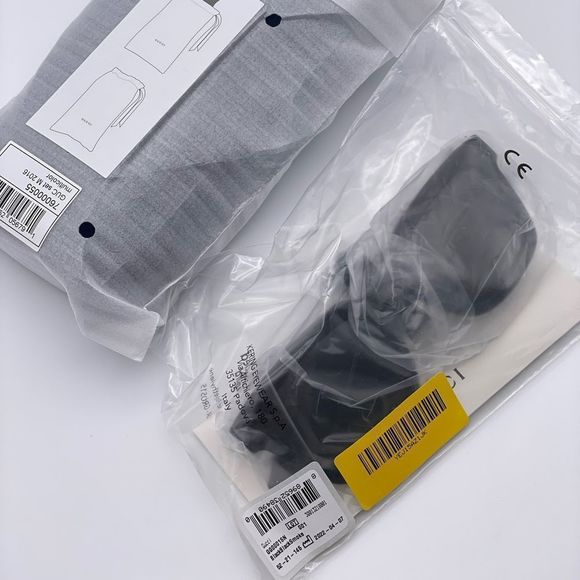 BRAND NEW GUCCI GG0001SN 001 Black/Black Smoke Men Sunglasses - Picture 11 of 12